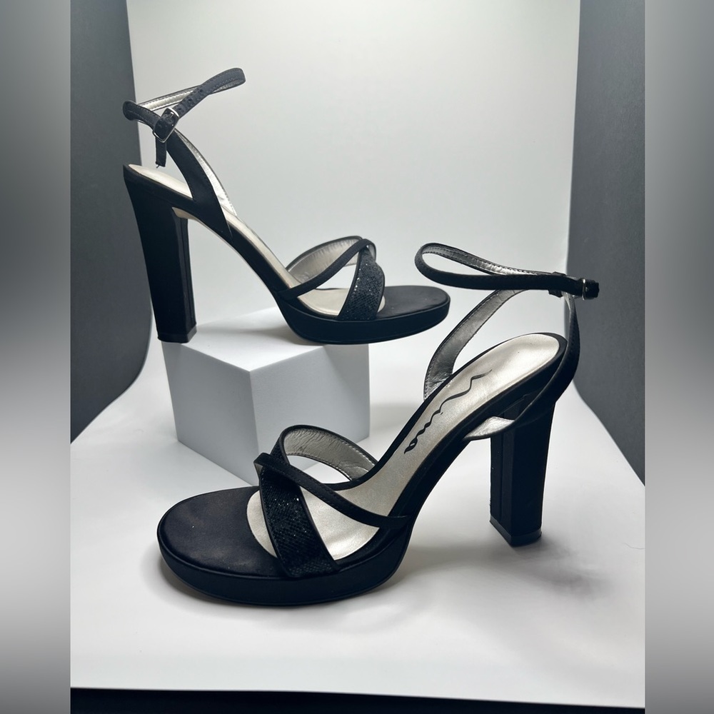 NINA-Women’s Dress Shoes Satin Ankle Strap Black size 6